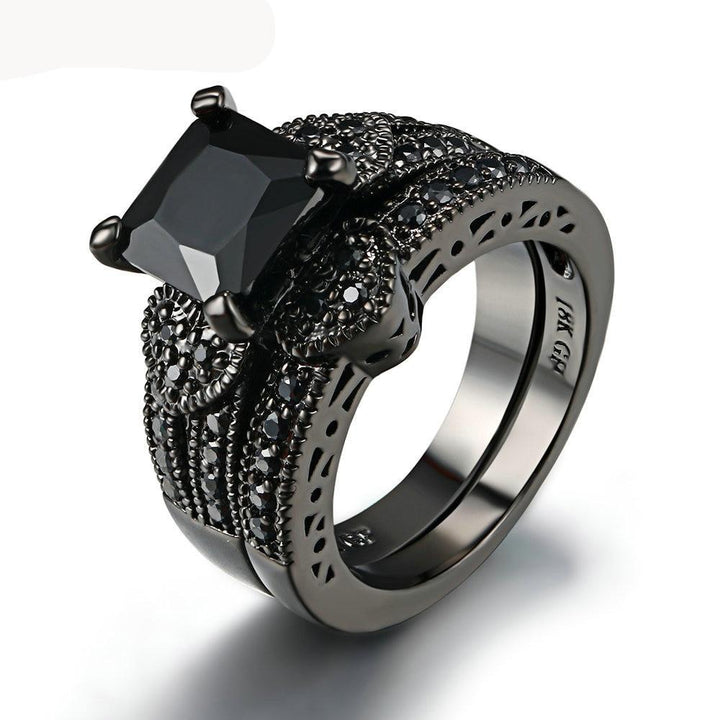 Zinnia Ring - Stunning Black Gold Ring - Women